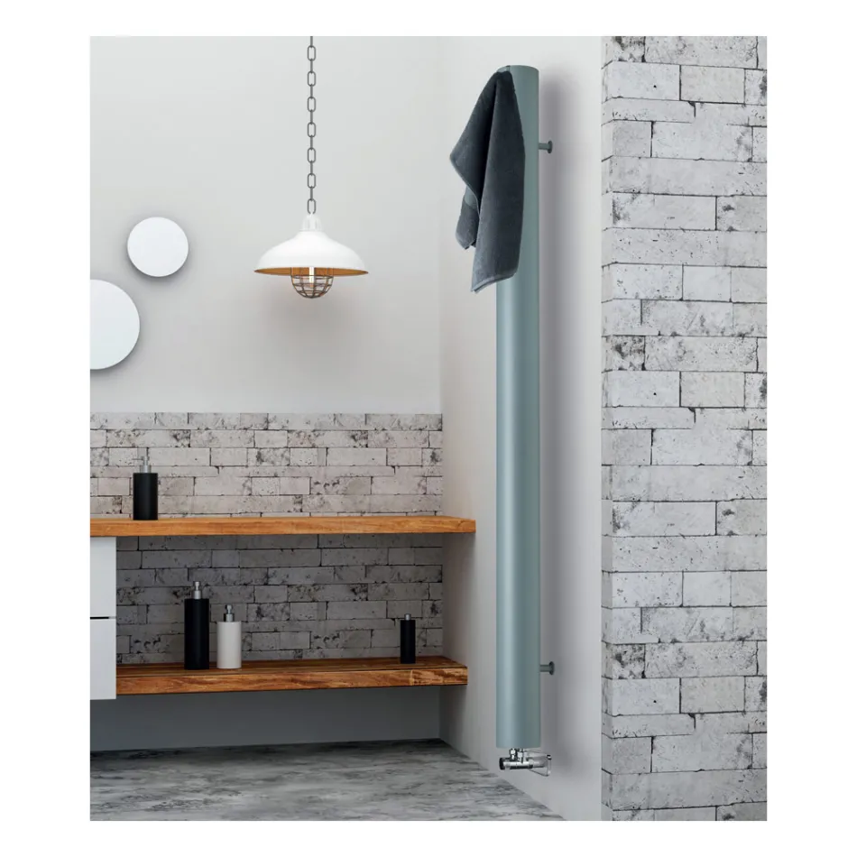 Termoarredo Misto Costituito da un Tubo in Alluminio Made in Italy - Pandoro Viadurini