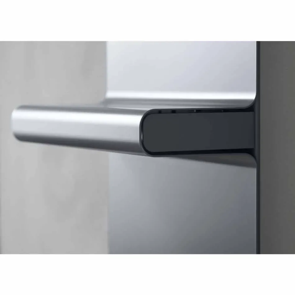 Termoarredo Portasciugamani Design Verticale Idraulico fino 719 watt - Rebel Viadurini