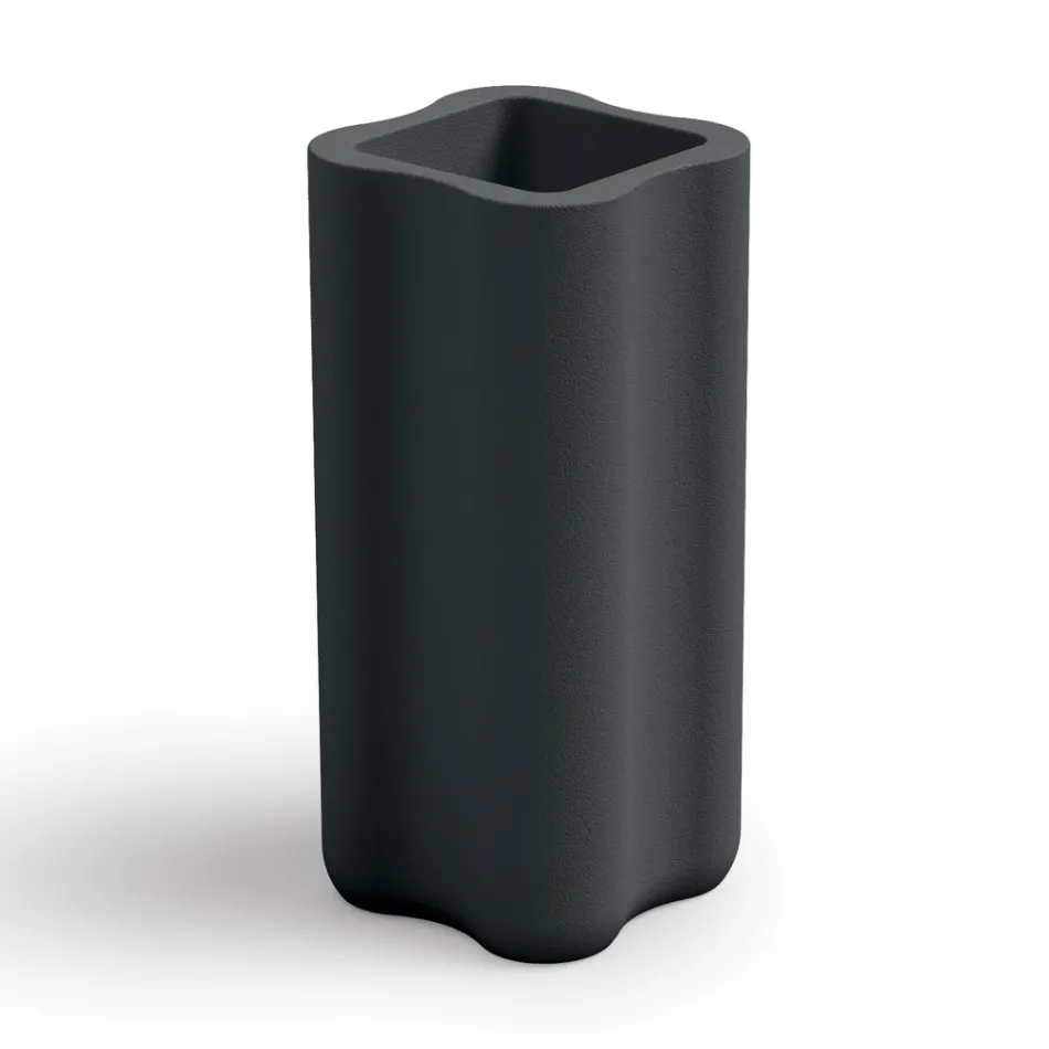 Vaso da Esterno in Polietilene Colorato 2 Misure Made in Italy - Barbia Viadurini